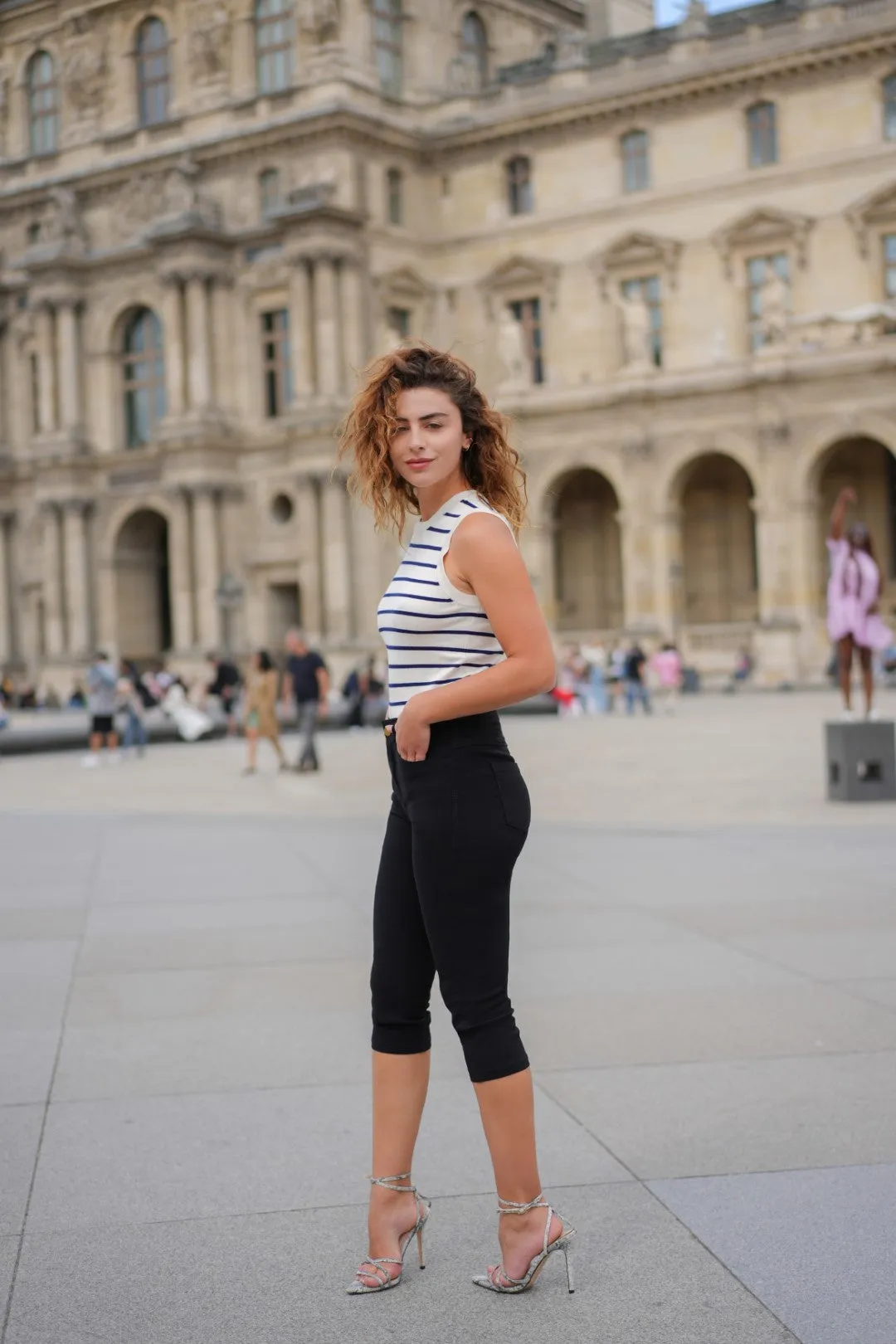 Capris Ultra Stretch Skinny Pants in Old Rose